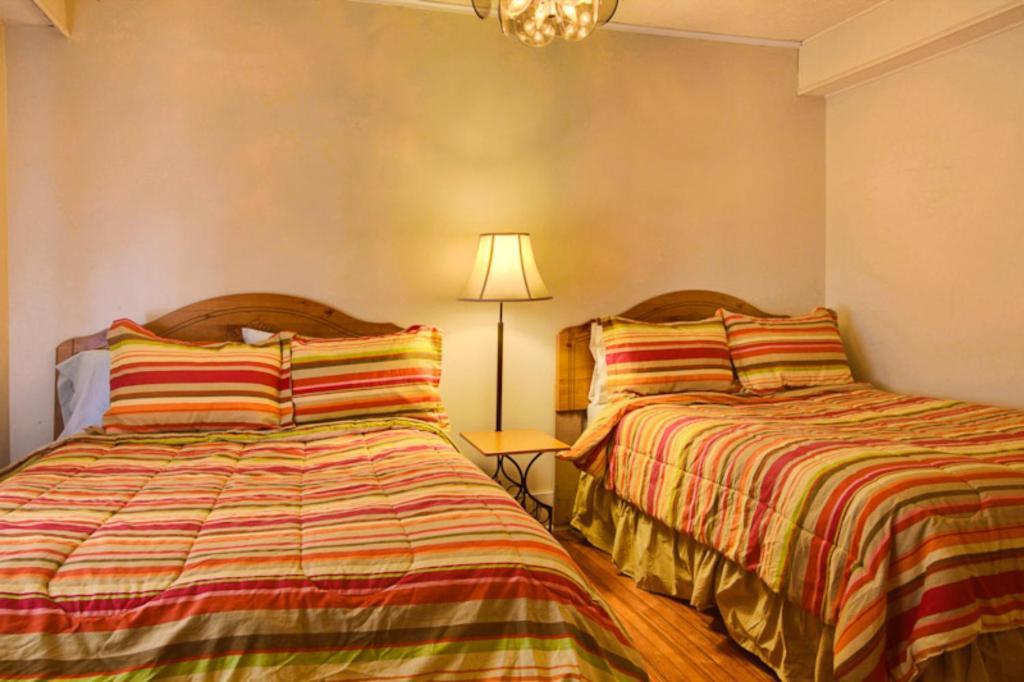 Suites On Main Margaretville Room photo