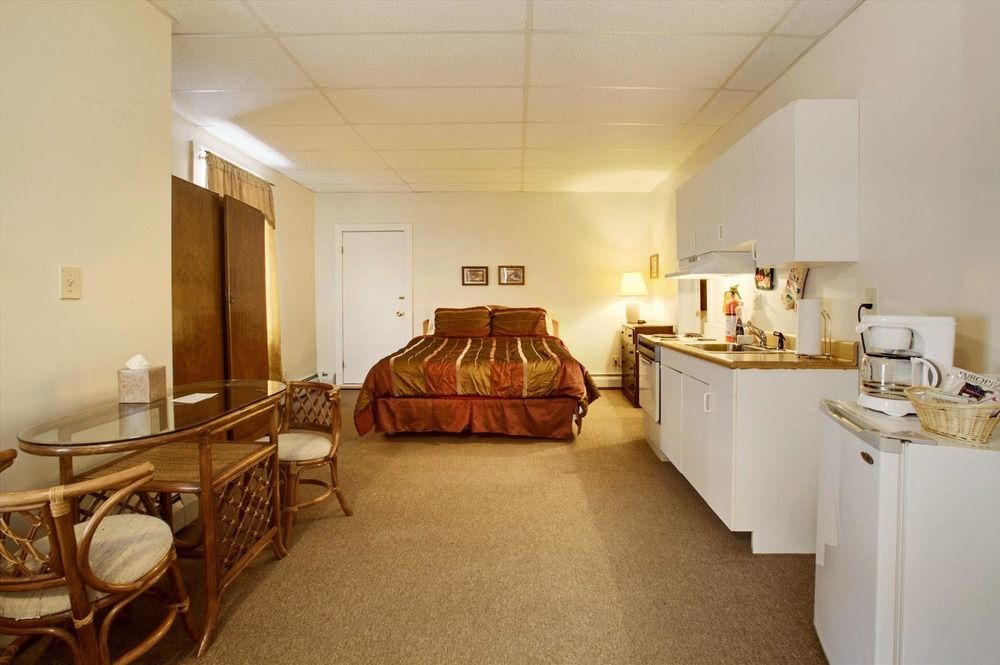 Suites On Main Margaretville Exterior photo