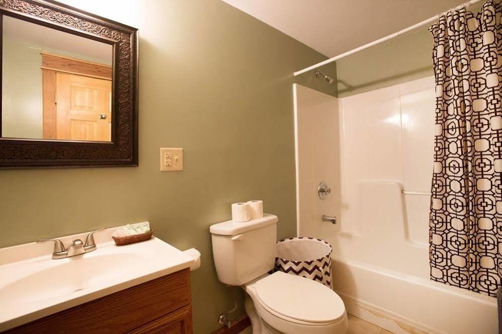 Suites On Main Margaretville Exterior photo